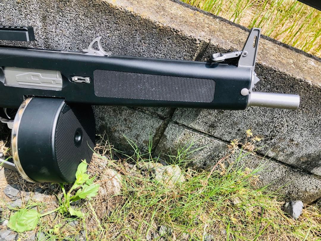 東京マルイ AA-12 電動ガン マガジン2つ 東京マルイ AA-12 電動ガン
