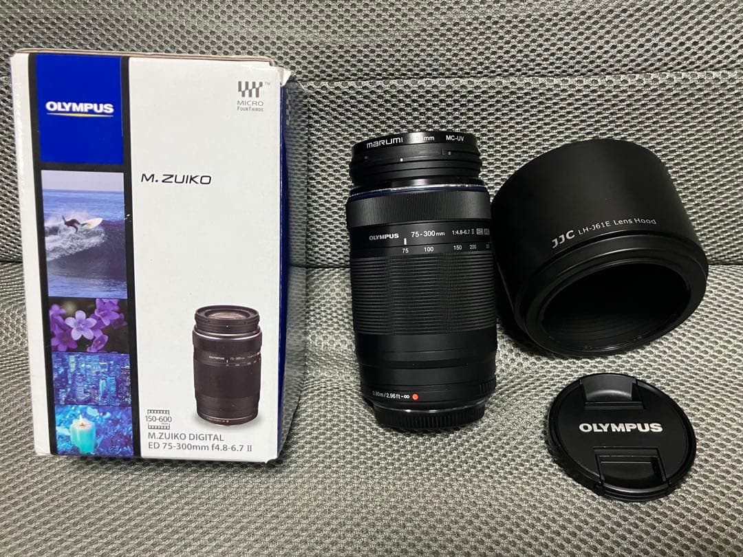 M.zuikoED 75-300mm II +社外製フード&保護フィルター 新しい
