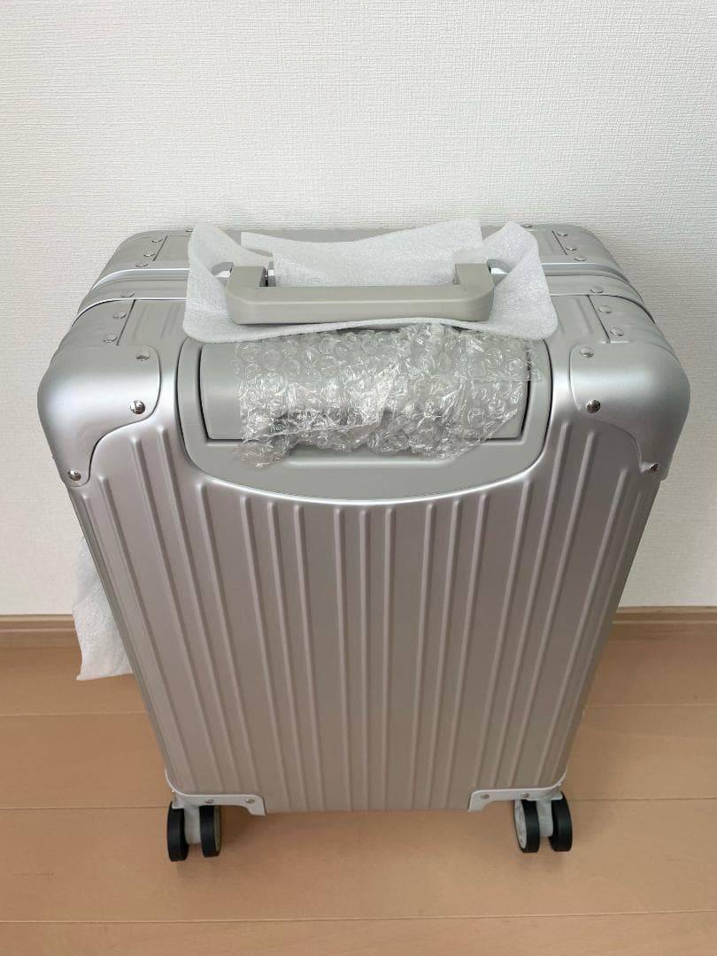 未使用】メルセデスベンツ スーツケース 32L - メルカリ