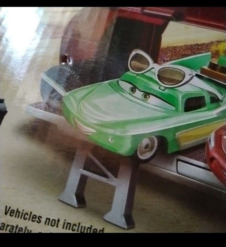 マテルカーズ ROAD TRIPPIN' MACK
