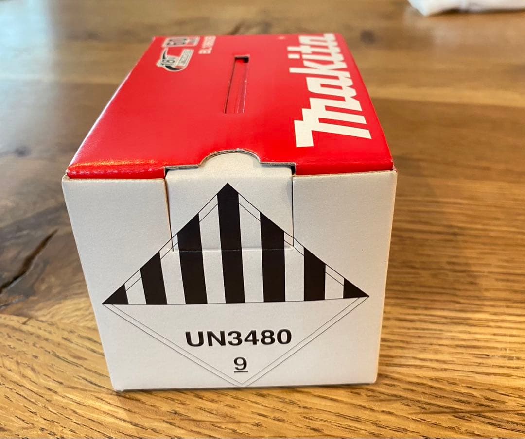 マキタ純正　リチウムイオンバッテリ　BL1860B 6.0Ah