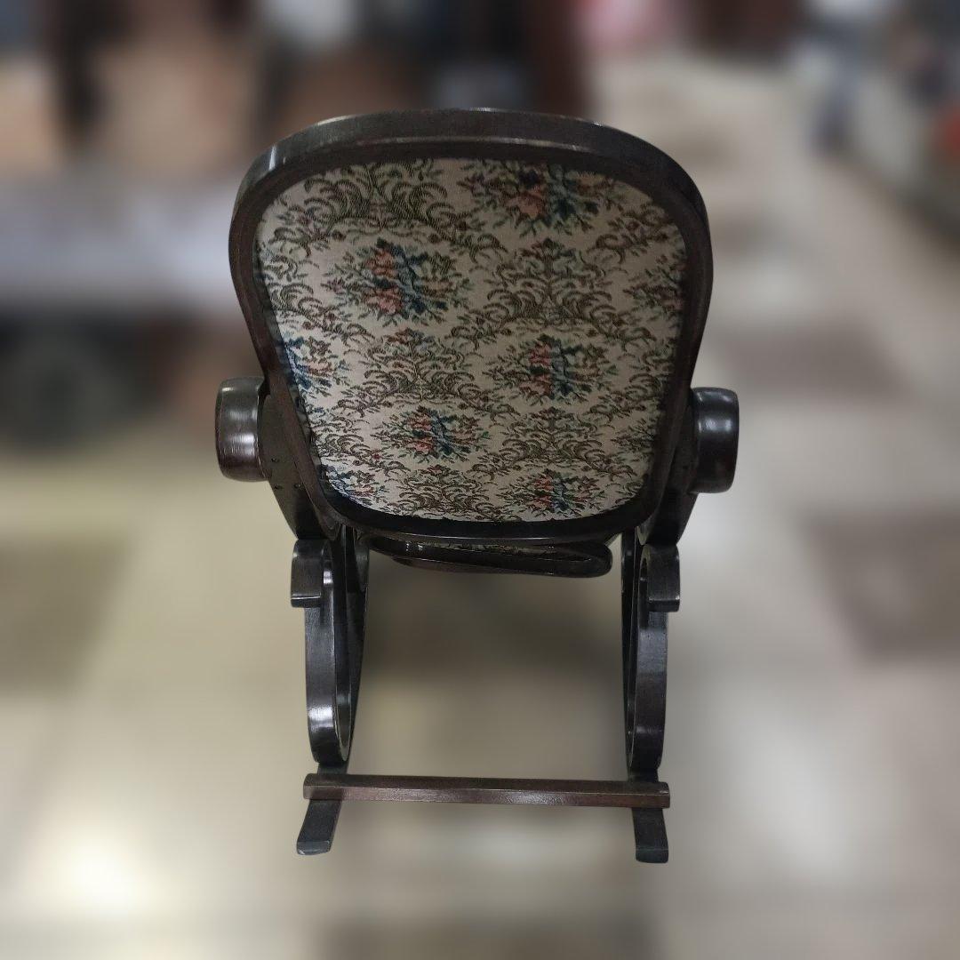 4958）ゴブラン織り木製フレームのロッキングチェア