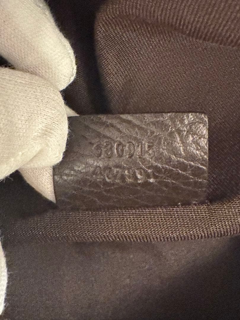 値引しました】⭐︎美品⭐︎GUCCI ボディバッグ キャンバス 630915