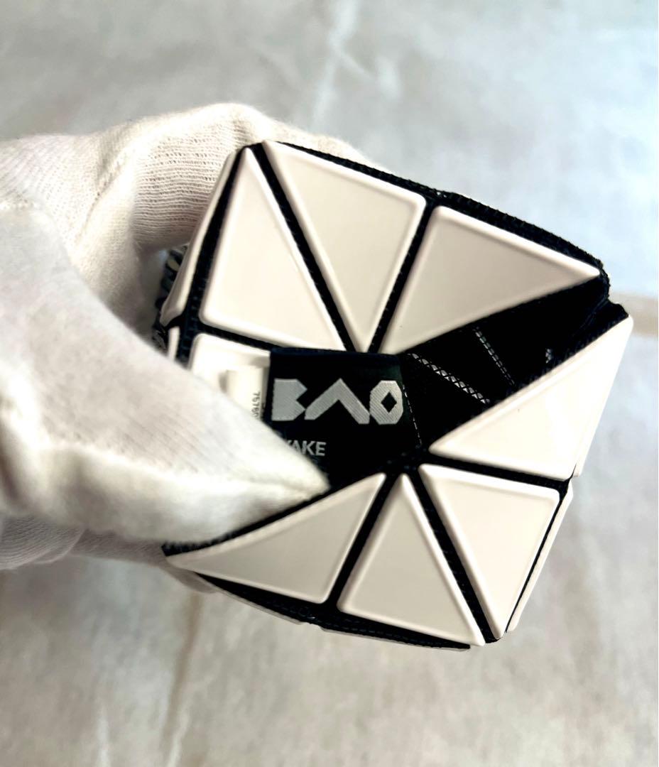 バオバオ 新品 イッセイミヤケ ミニキューブチャームボックスキューブ