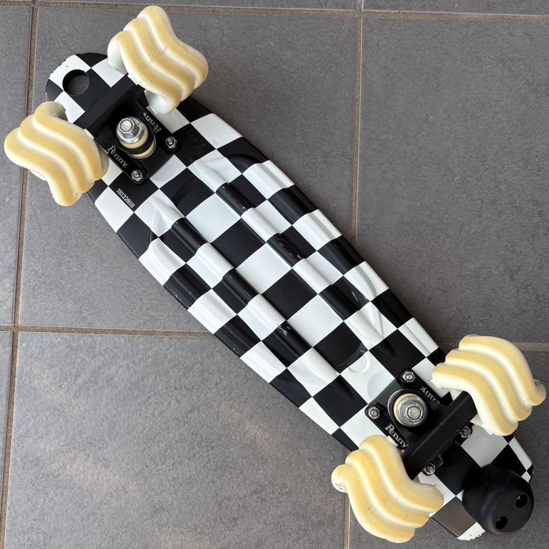 フルカスタムペニー 22インチ シャークウィール 72mm DNA 最終価格】フルカスタム ペニー 22インチ シャークウィール 72mm DNA