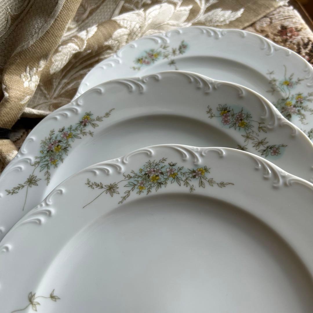 ROSENTHAL Catherineドイツ製 繊細なレリーフ花束のプレート5枚 - メルカリ