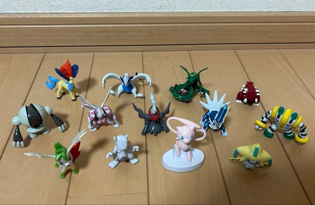 モンコレ 伝説 幻 13体まとめ売り m14079991349_1.jpg?1703133355