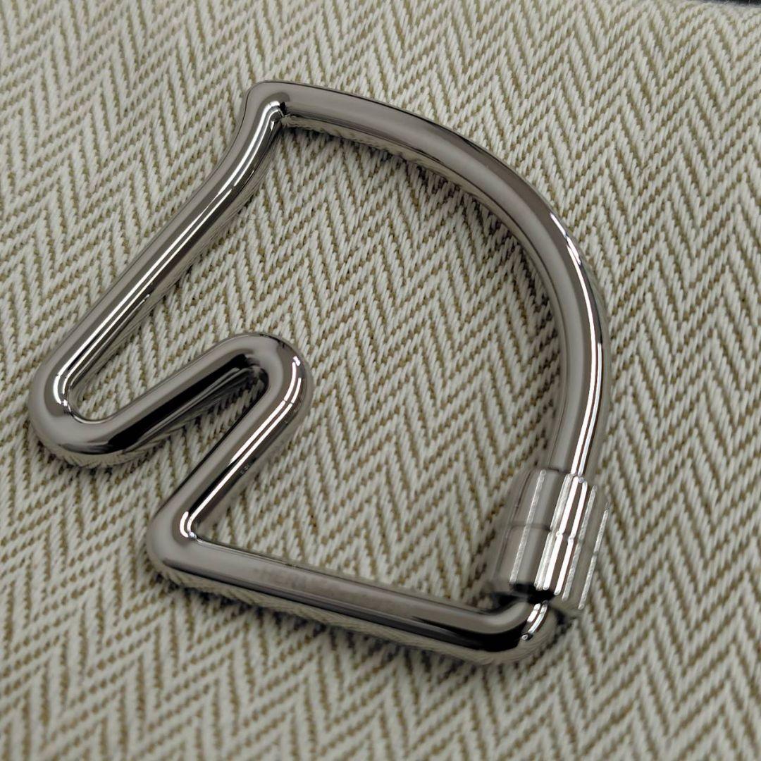 【新品未使用】 HERMES エルメス キーホルダー《シュヴァル》キーリング