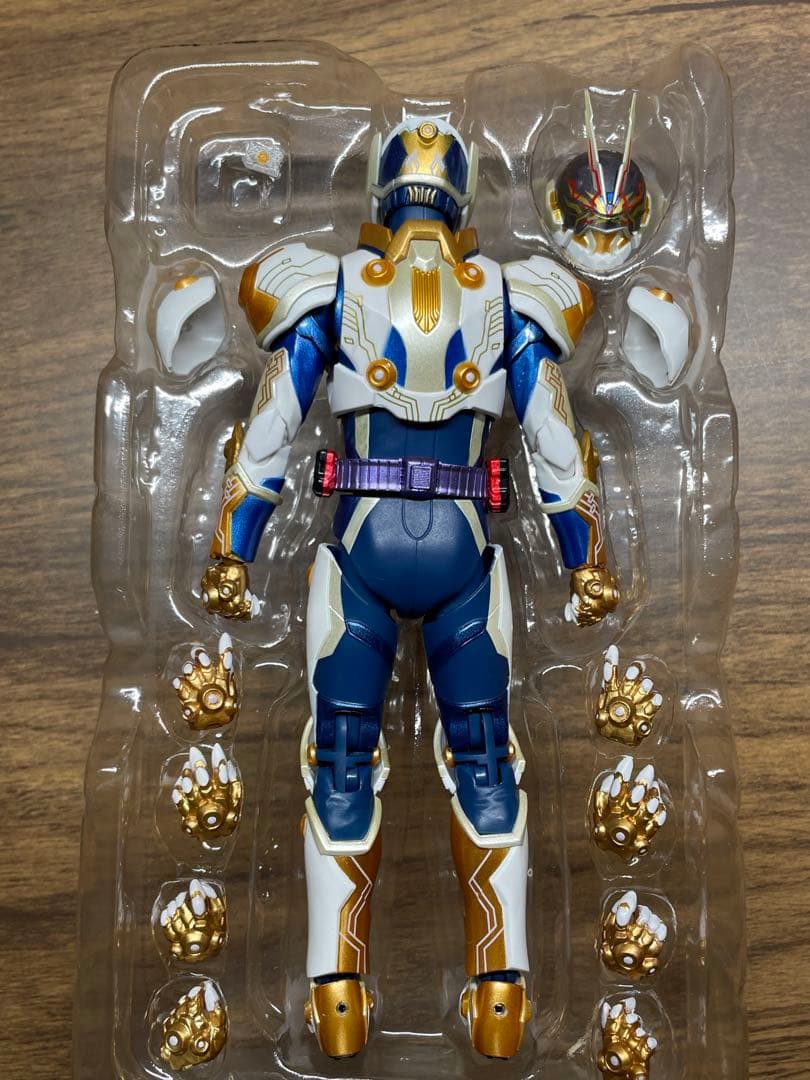 S.H.Figuarts 仮面ライダー　ゲイザー
