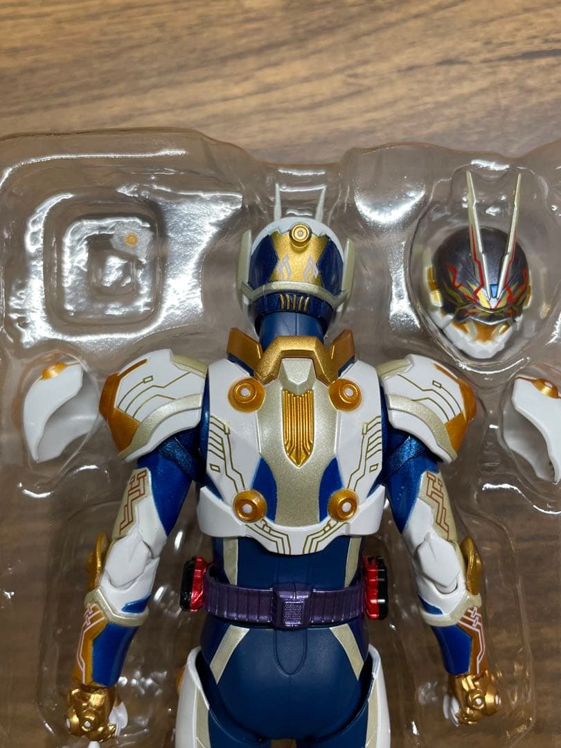 S.H.Figuarts 仮面ライダー　ゲイザー