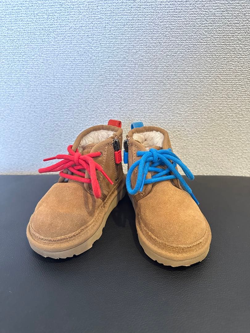 UGGキッズムートン14.5cm/チェスナット/限定セサミストリートコラボブーツ