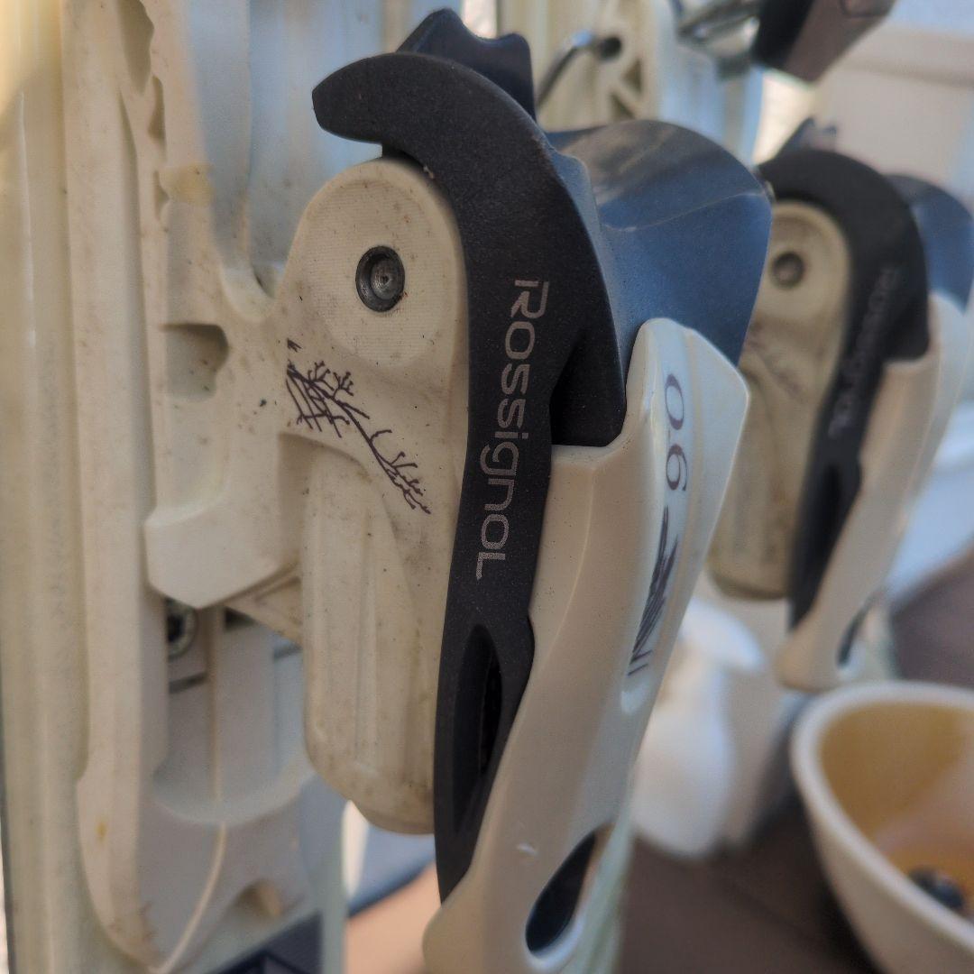 ま*り様 Rossignol Harmony スキー 板 クリーム色 - メルカリ