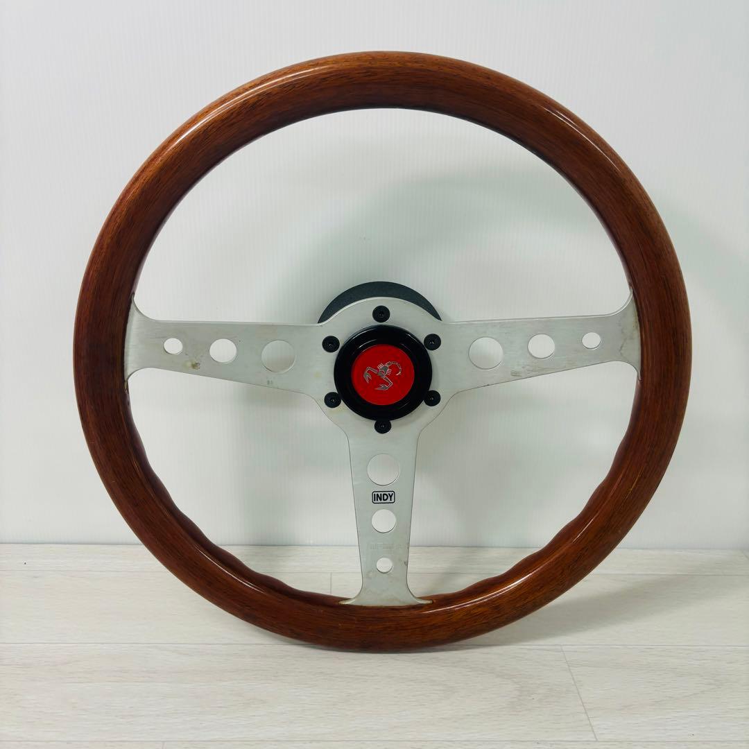 ⚪︎MOMO INDY ステアリングホイール 本体 MOMOから新作ステアリング、「インディ60周年記念モデル」と「MOD.08