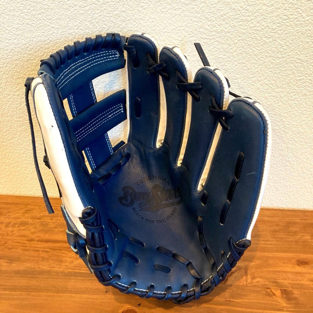 超希少 BayStars 2009 ベイスターズ 12選手サイン入りグローブ - メルカリ