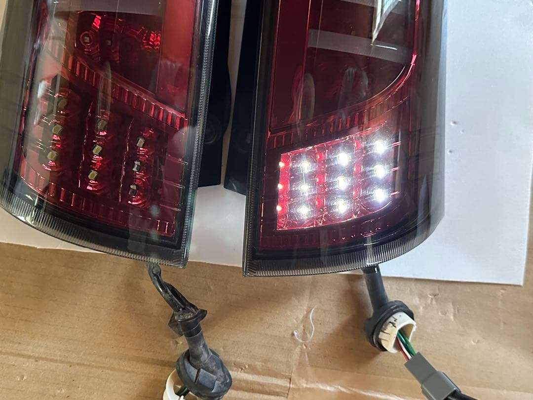 クリアーワールド MK21•パレット/ルークス LEDテール スモークレンズ