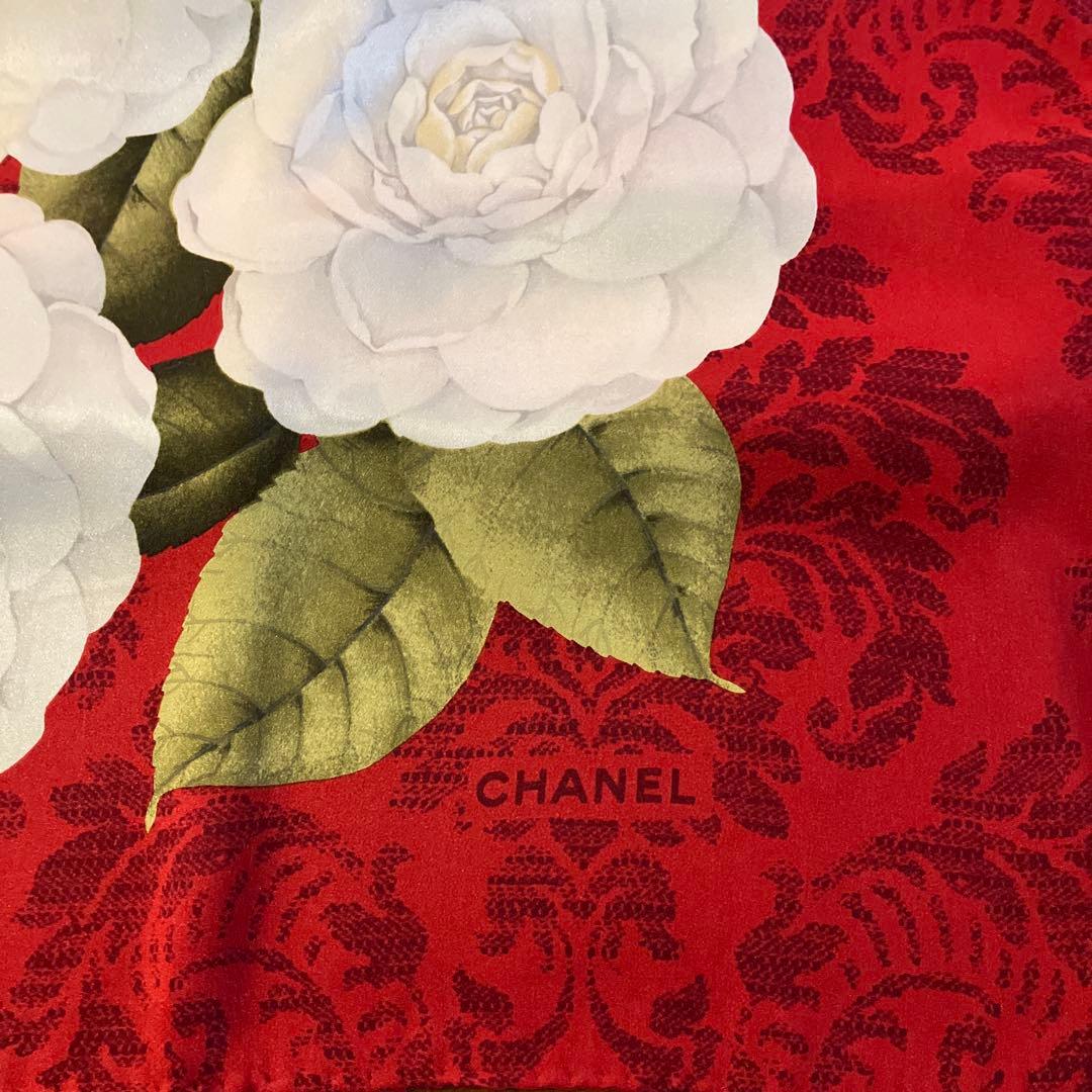CHANEL 花柄 シルクスカーフ - メルカリ