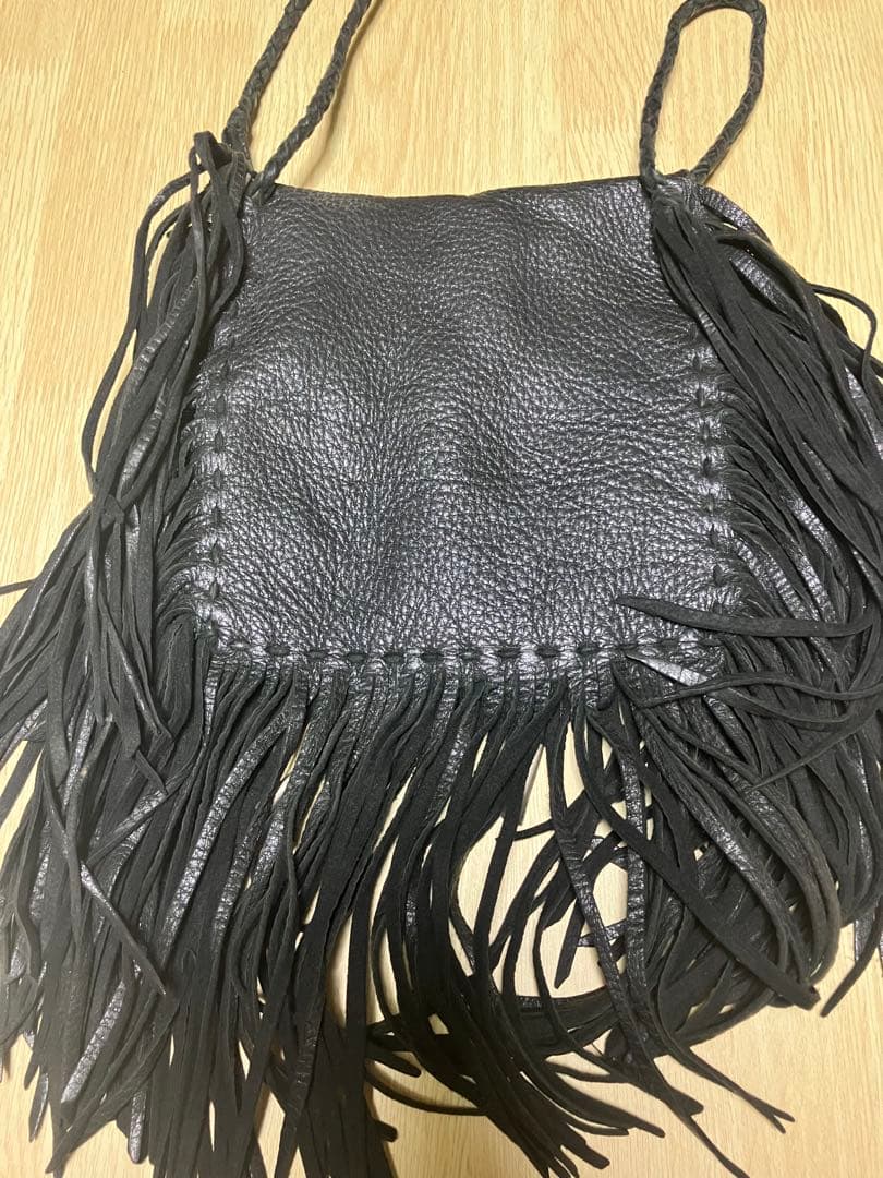 本革 メディスンバッグ ブラックレザーフリンジボディバッグ バンドメイド