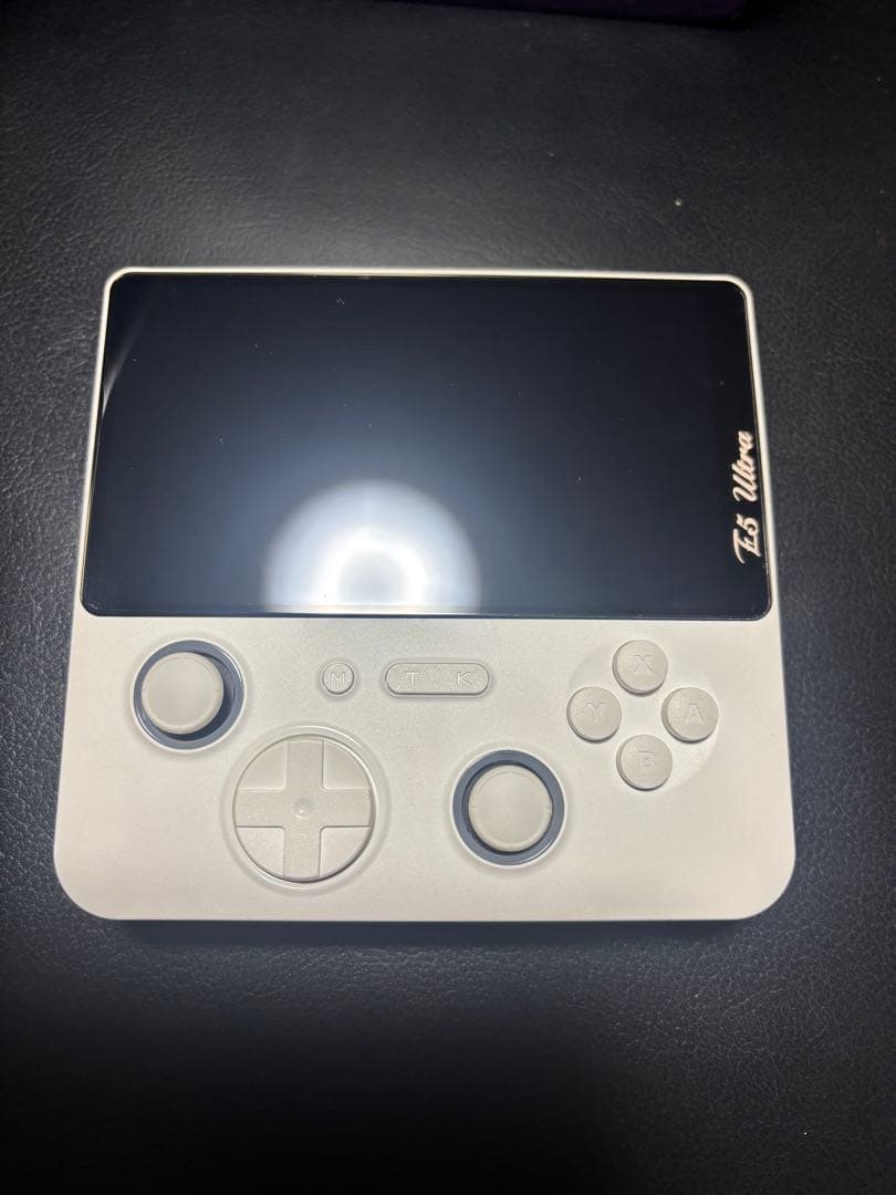 GAMEMT E5 ultra ホワイト（Android ゲーム機） - メルカリ