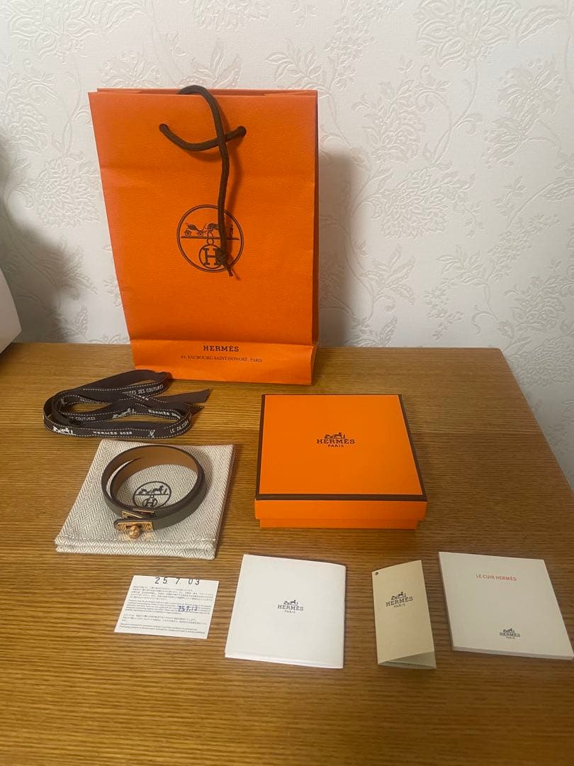 シオさん専用　HERMES (エルメス)レザーブレスレット 《ミニケリー》