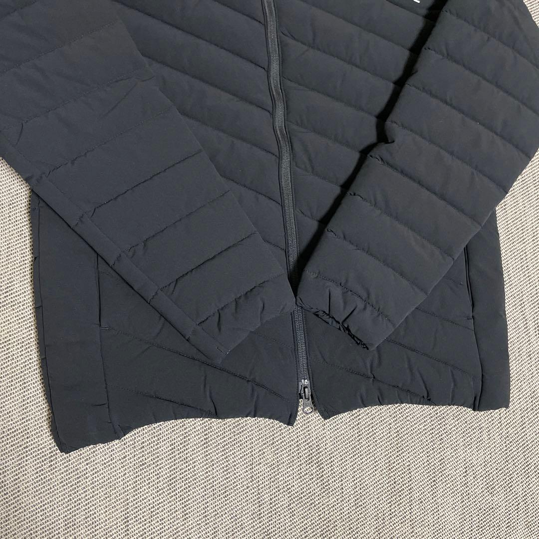 新品】テーラーメイド 中綿ジャケット Mサイズ BK - メルカリ