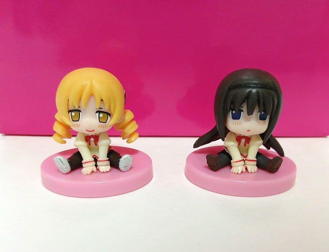 ローソン限定】巴マミ 暁美ほむら【ぺたん娘】フィギュア2体セット