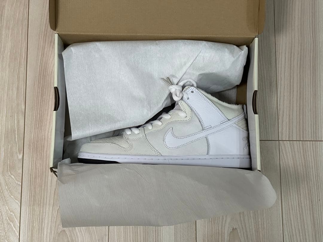 ANTIHERO × Nike SB Dunk High QS \"White\"
