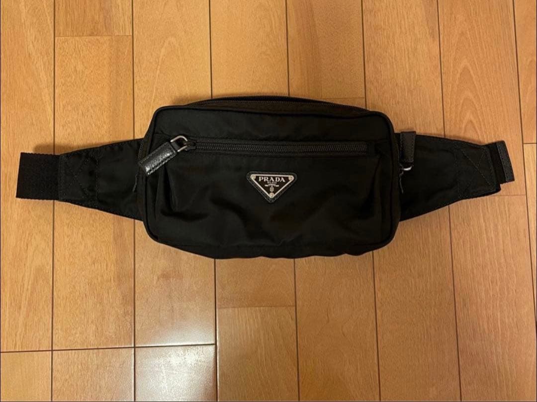 早い者勝ちPRADA プラダ メンズボディバッグ 2VL977 ナイロンブラック PRADA プラダ ボディバッグ メンズ ブラック 2VL977 V WOO 2DMG F0002