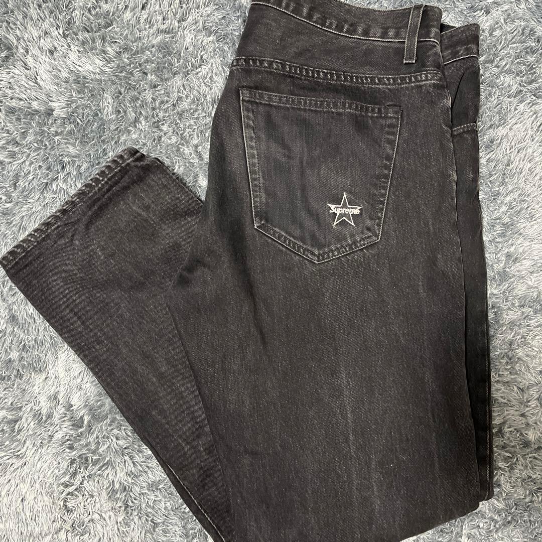 Supreme デニムパンツ 黒 星型刺繍 スター刺繍 - メルカリ