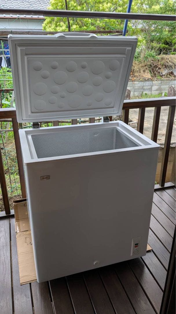 【美品】Haier（ハイアール）の冷凍庫　2015年製 ハイアール、日本での販売開始20周年を記念した限定カラーモデルなど