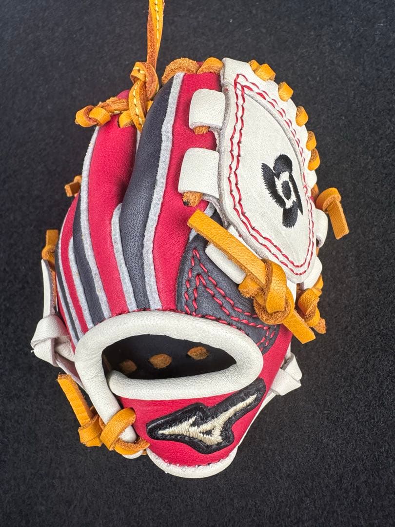 希少！2023 WBC 記念品 ミズノ社製（公式）ミニチュアグラブストラップ