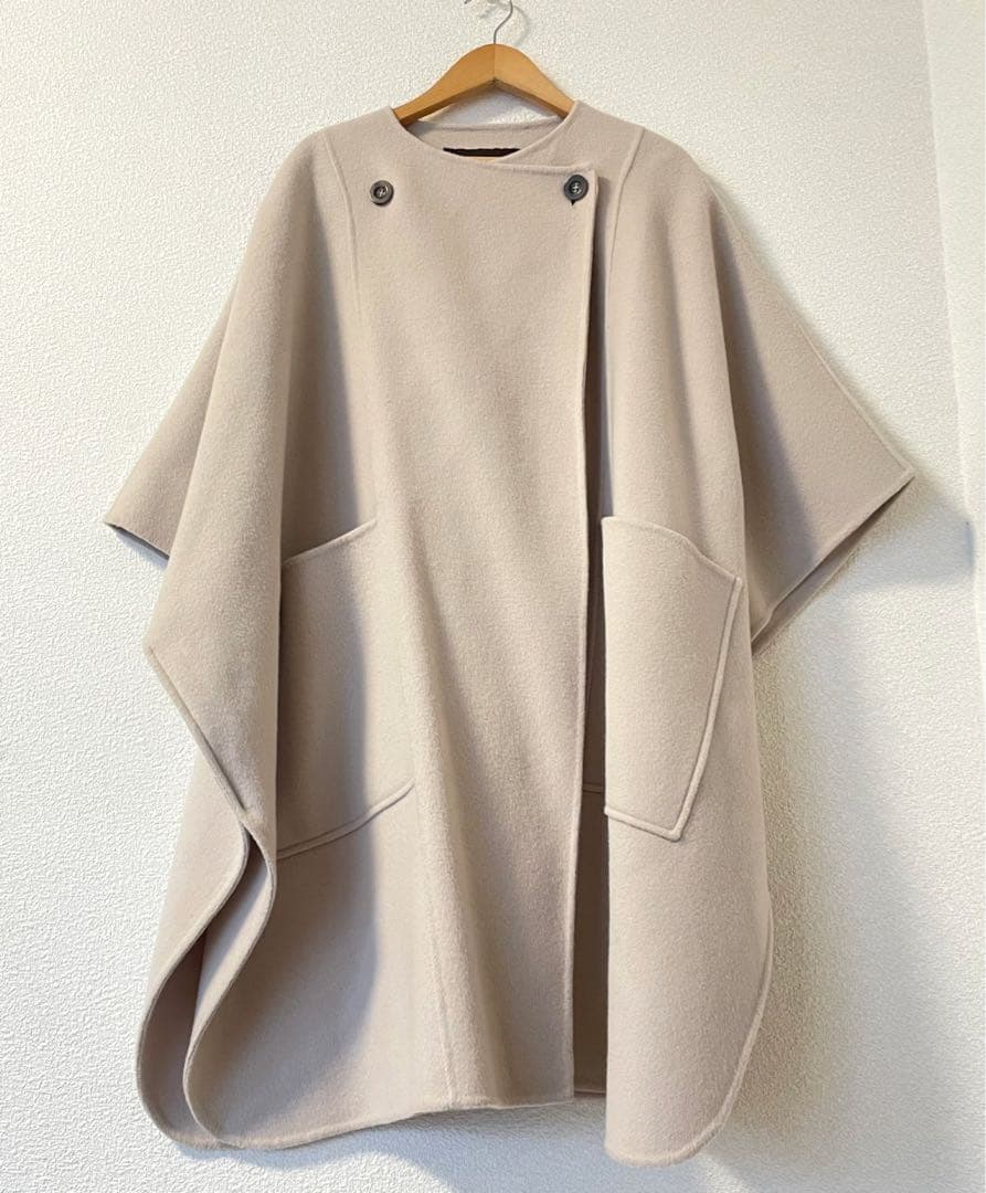 PARIGOT パリゴベージュ ポンチョコート