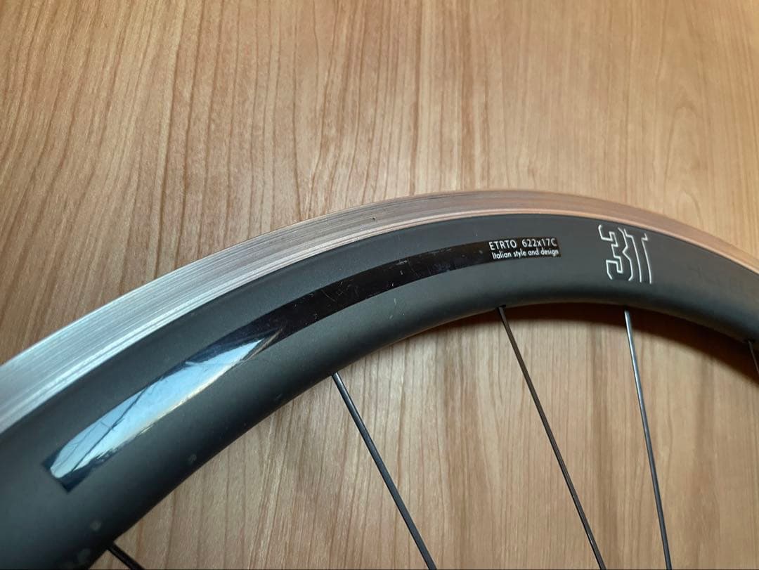 3T accelero 40 team アチェレーロチーム カーボンホイール