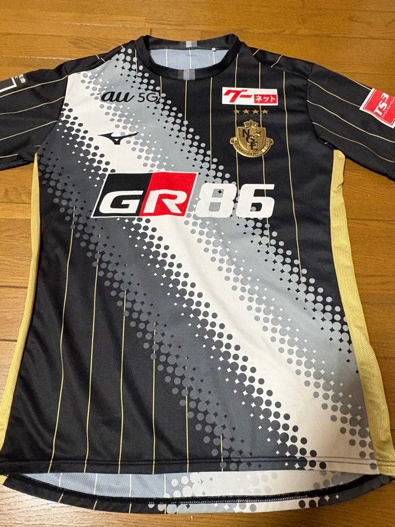 名古屋グランパス　ランゲラックユニフォーム Amazon.co.jp: 名古屋 グランパス 2022 クラブユニフォーム ランゲ