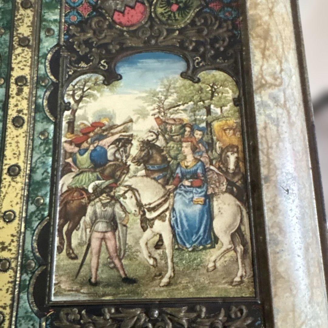 ヴィンテージ 大きなブリキ缶ボックス 素敵の通販はau PAY マーケット