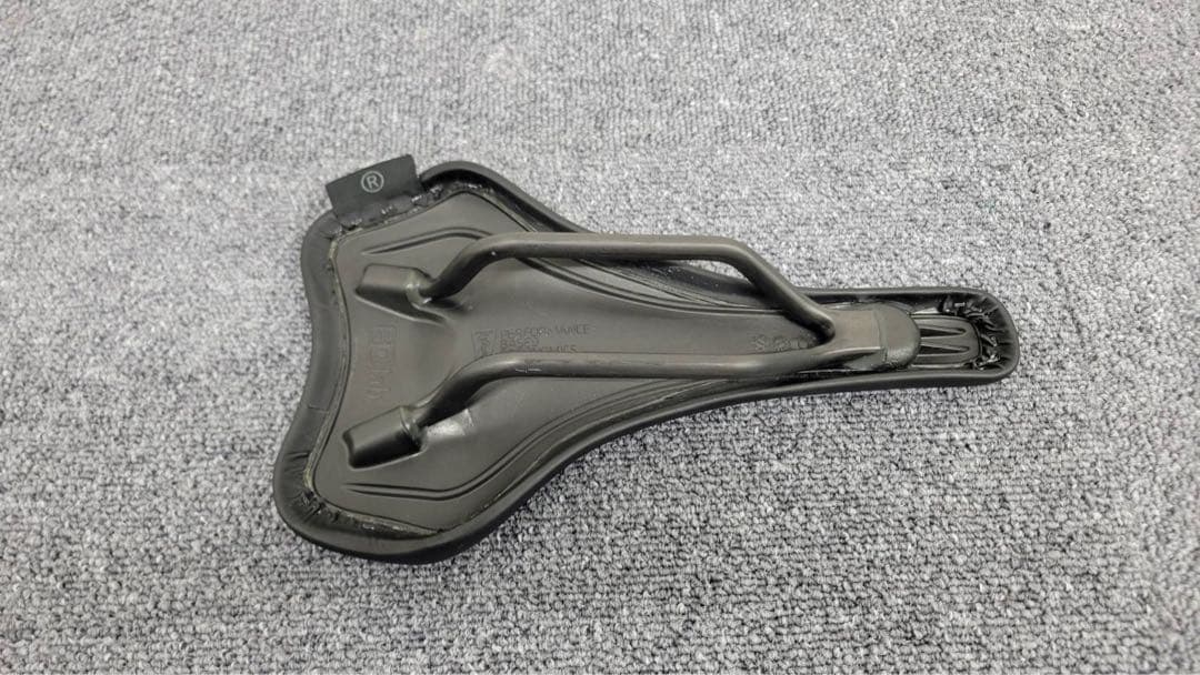 Sqlab612 Ergowave R Carbonサドル140mm幅使用極少品