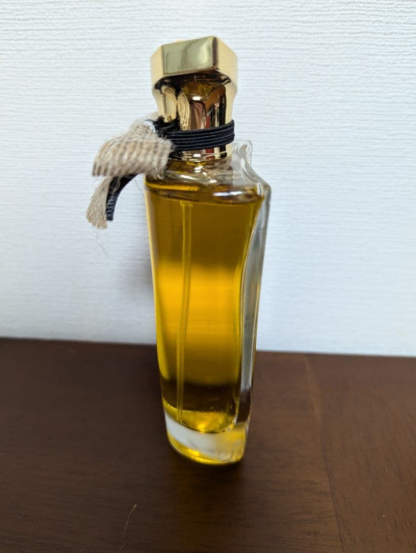 Areej Al Oud オードパルファム 100ml缶入り - メルカリ