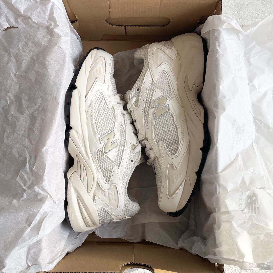 【極美品】New Balance ML725CH 23.5cm ホワイト