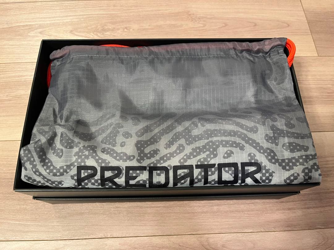 【新品未使用】プレデター マニア 26.0cm