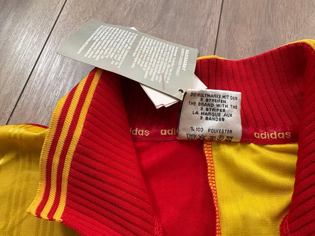 ガラタサライ ゲオルグ・ハジ10番 1997-98 HOME(新品タグ付)