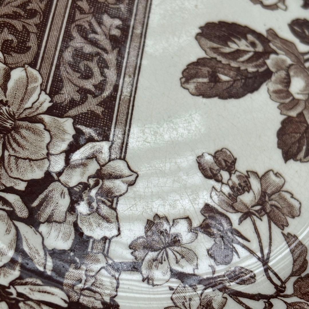 フランスアンティーク E.ブルジョワ セピア色のレースと花枝のディナー