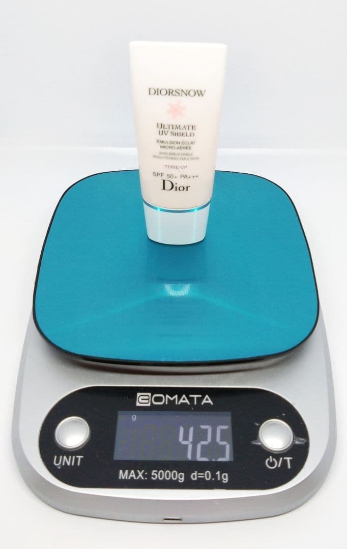 DIOR スノー UVシールド トーンアップ 50+ 〈日焼け止め乳液〉30ml