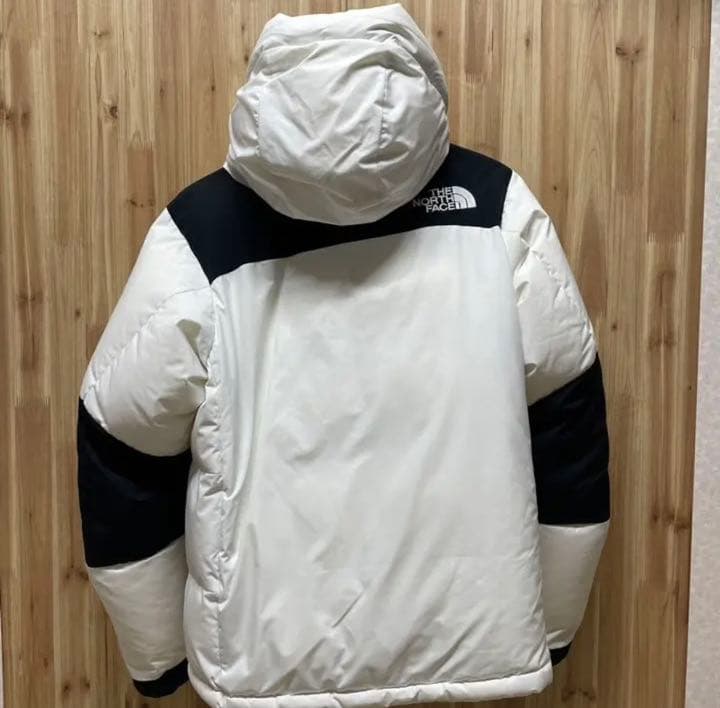 希少 激レア バルトロ ホワイト 完売品 Mサイズ 白 値下げ - メルカリ
