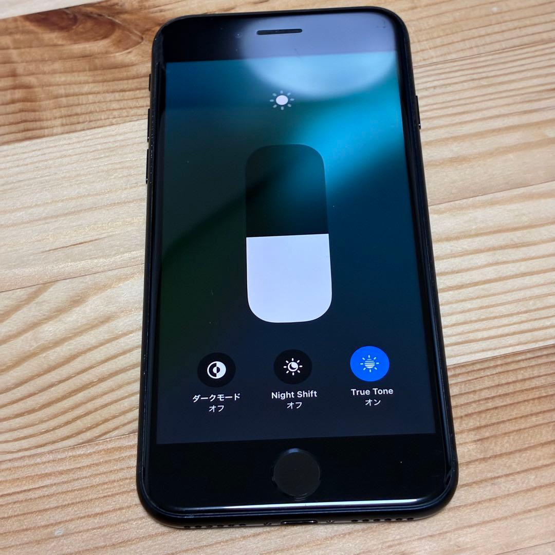 た*ち様 バッテリー新品 iPhoneSE第3世代64GB SIMフリー 美