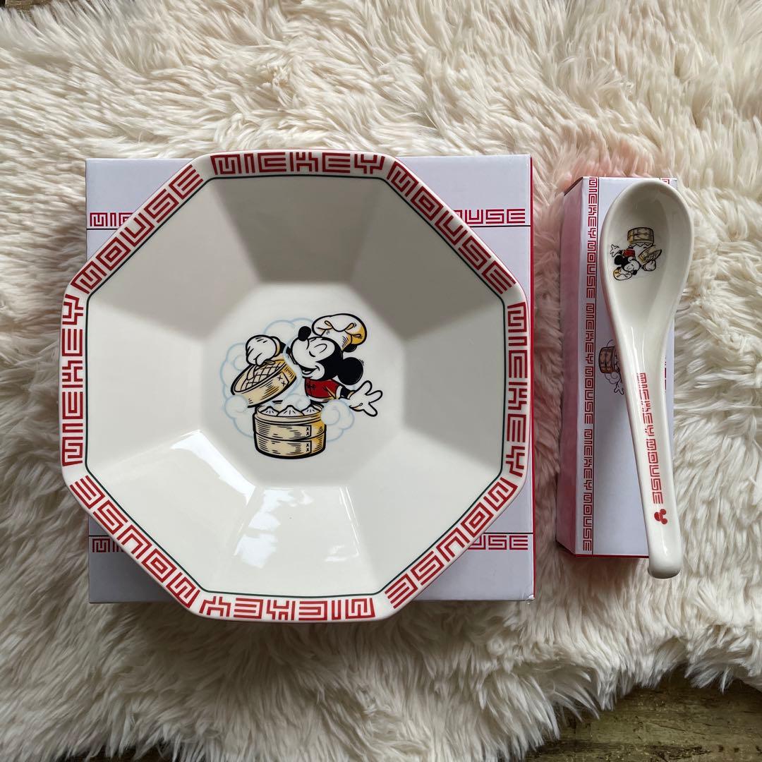 ディズニーストア ミッキー 中華皿 チャーハン皿 レンゲ 2点セット