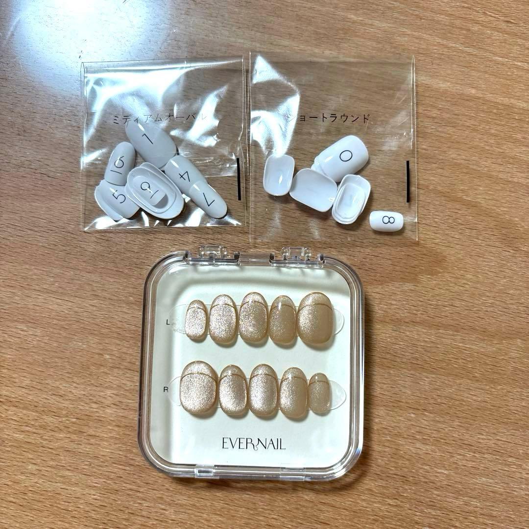 ろ*送様 【未使用】エバーネイル Champagne Sparkle サイズ確認