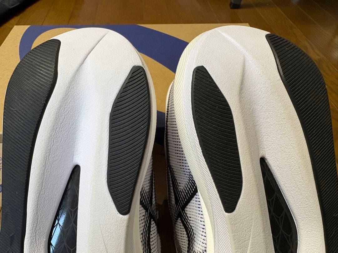 アシックスマジックスピード5 27.0cm