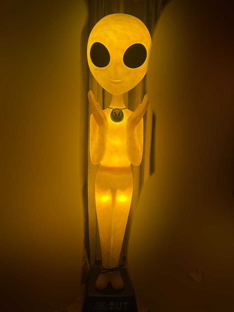 U.T. カップヌードル 特大フィギュア 置物 ライト 等身大 ルームライト