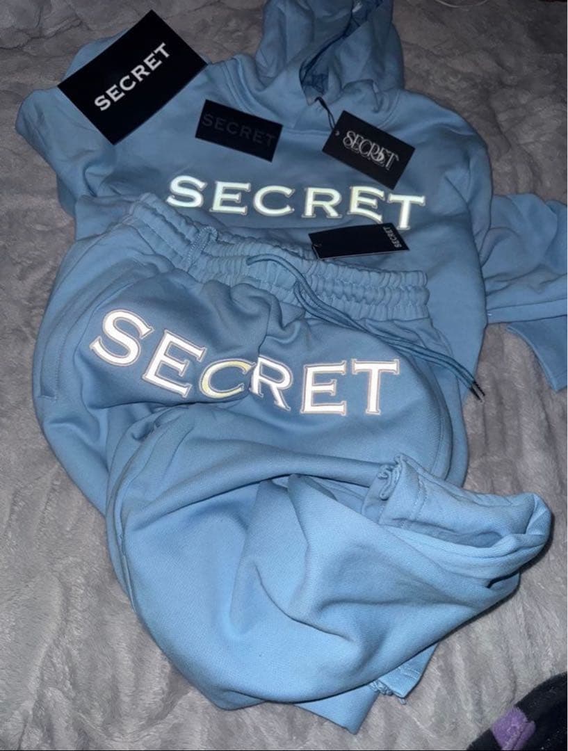 SECRET 水色パーカー sサイズ 上のみ 楽天市場】しろたん 指穴付ジップパーカー 水色 S/M/L/XLレディース