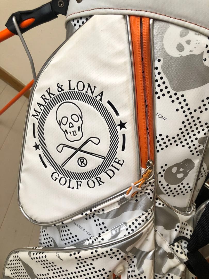 人気！MARK& LONA ゴルフバッグ ホワイト・シルバー・オレンジ