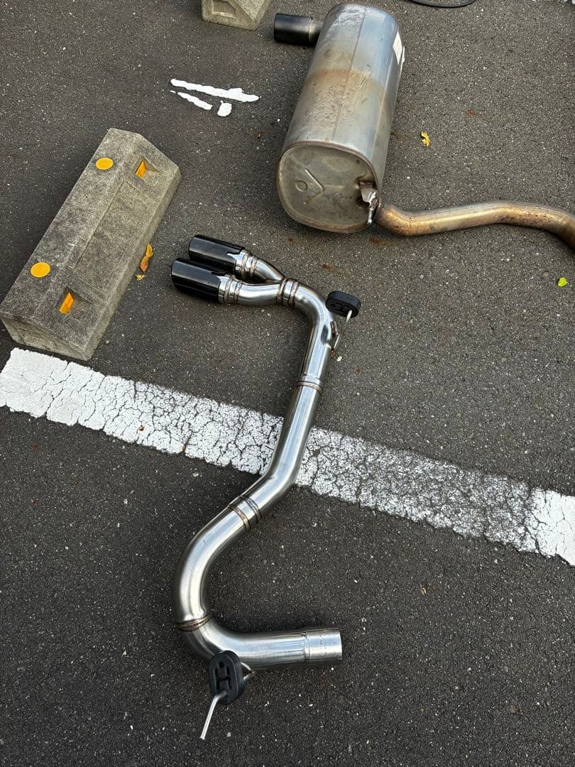 BMW F30 31 F20 系 ワンオフ2本出しリアストレートマフラー引取歓迎